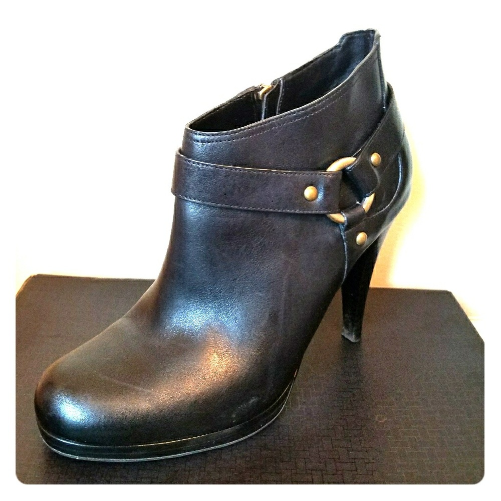 Cole Haan Kennedy booties
